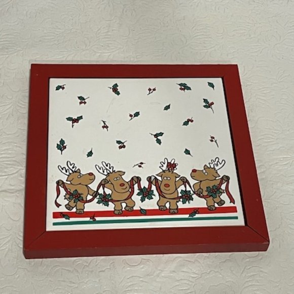 VTG Christmas Reindeer Dancing Ceramic Tile Trivet w/Red Wood Frame 7.25" - Picture 3 of 13